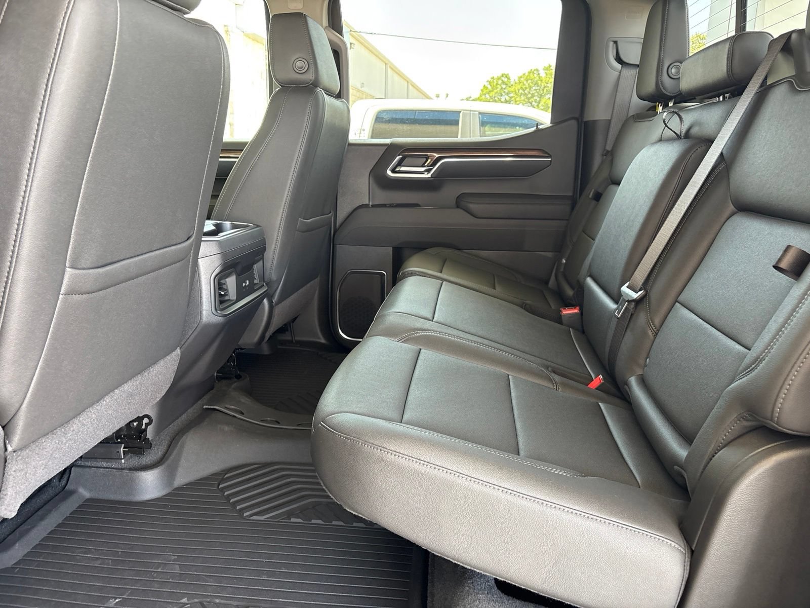 New 2026 Chevrolet Silverado 1500 LT Trail Boss w/ LT Trail Boss Premium Package AWD/4WD image 15