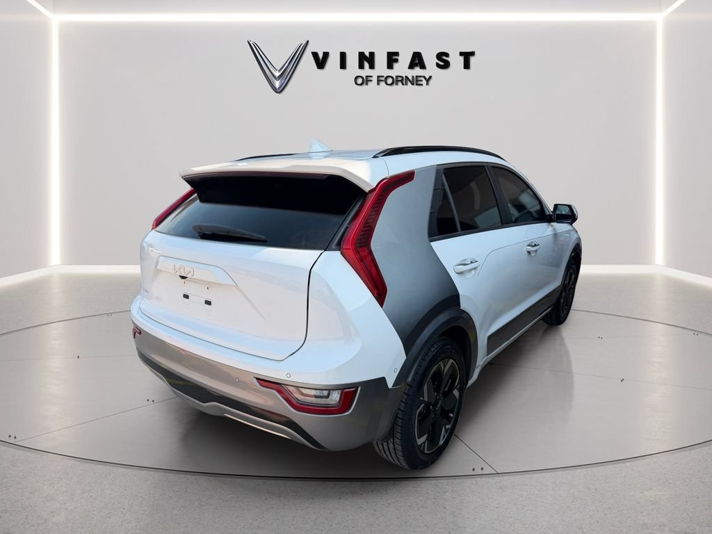 Used 2023 Kia Niro Wave FWD image 4
