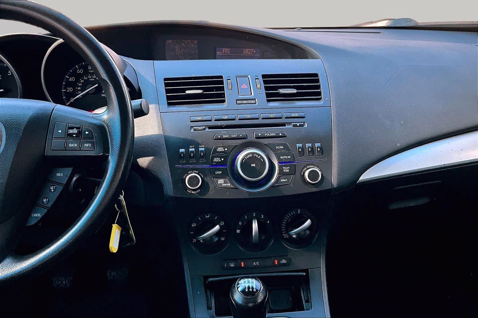 Used 2013 MAZDA MAZDA3 i Sport FWD image 7