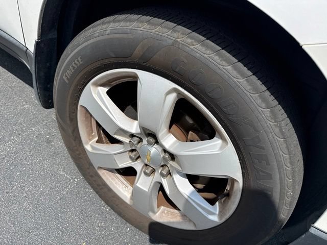 Used 2016 Chevrolet Traverse LT w/ Traveler's Package FWD image 9