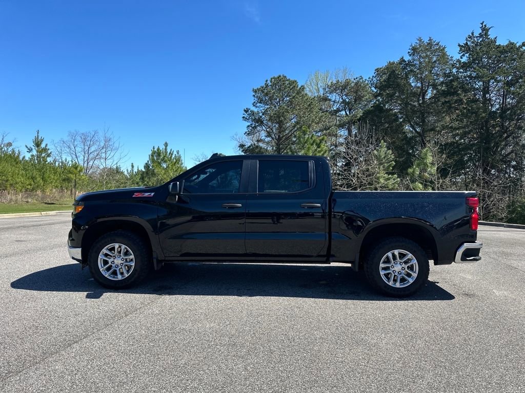 Used 2024 Chevrolet Silverado 1500 W/T w/ WT Value Package image 7