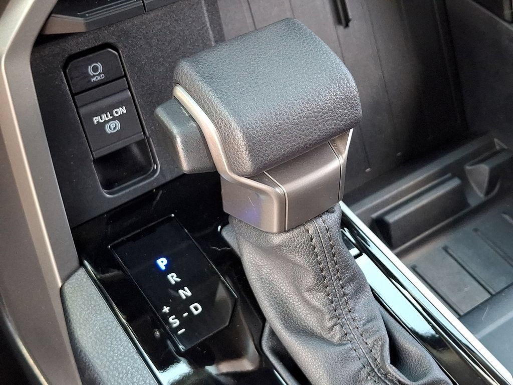 Used 2023 Toyota Tundra SR5 w/ SR5 Convenience Package AWD/4WD image 14