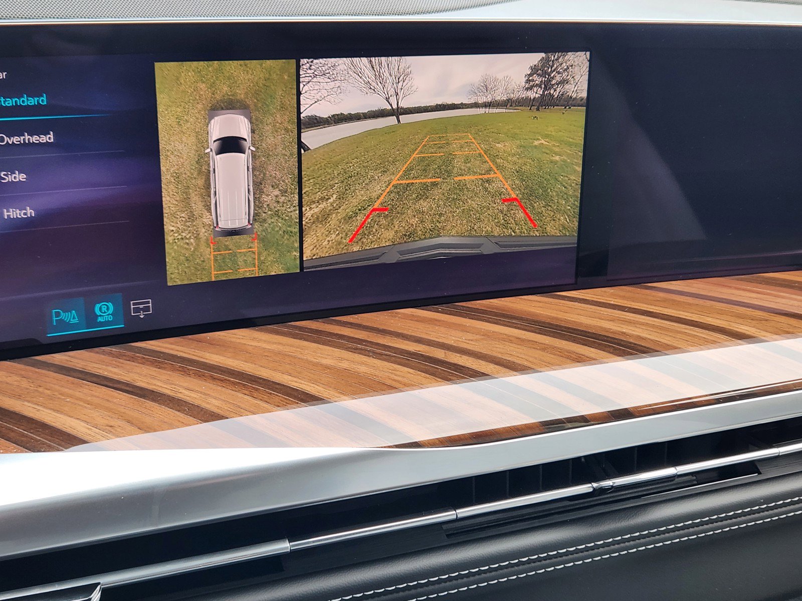 New 2026 Cadillac Escalade ESV Platinum Sport w/ LPO, ONYX Package image 14