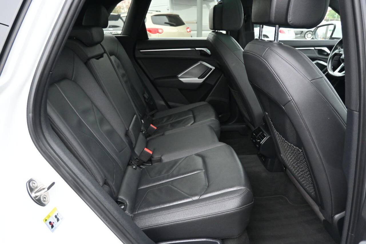 Used 2021 Audi Q3 2.0T Premium AWD/4WD image 13
