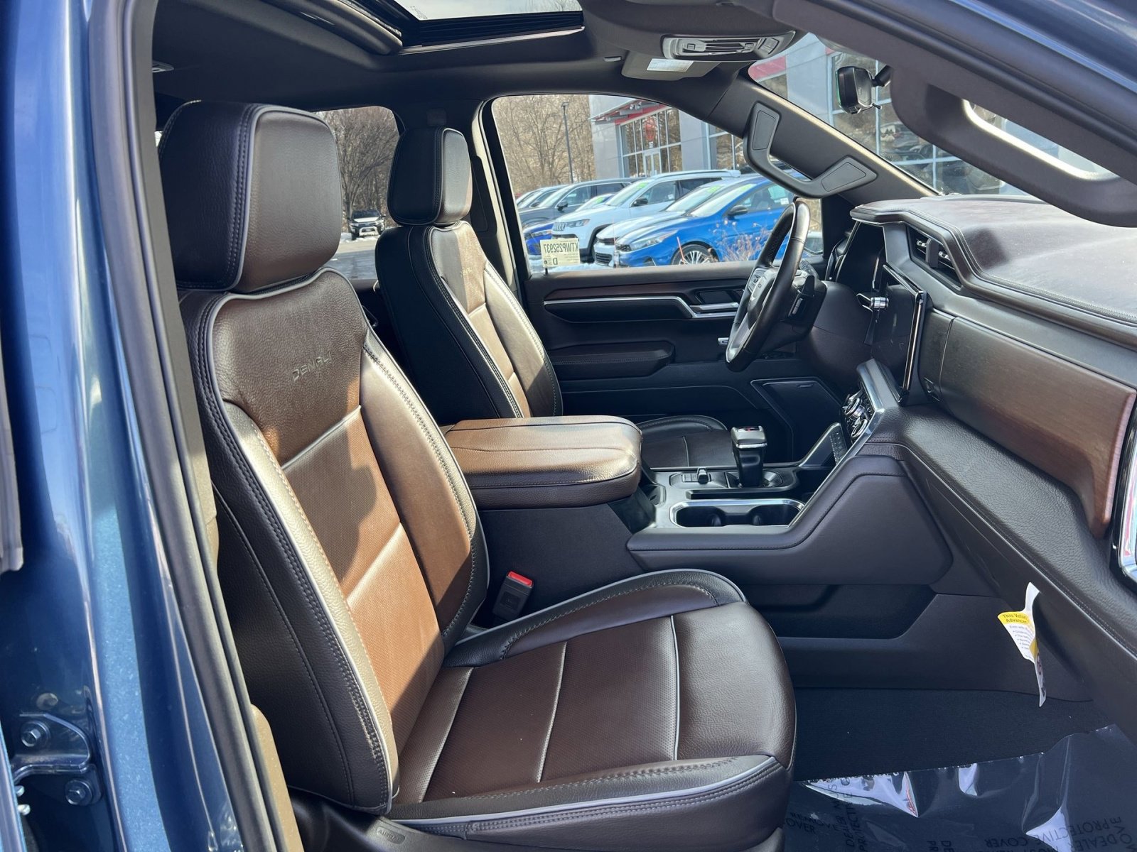 Used 2025 GMC Sierra 1500 Denali w/ Denali Reserve Package image 26