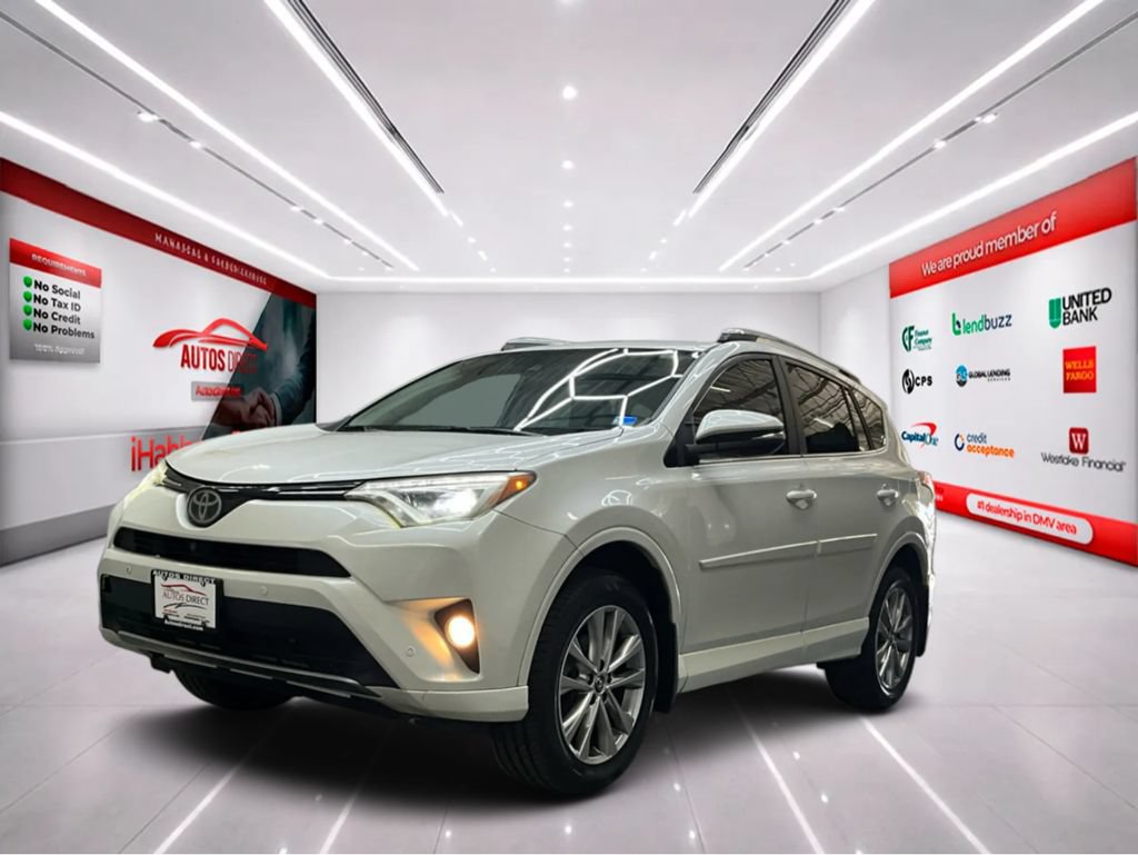 Used 2018 Toyota RAV4 Platinum FWD image 3