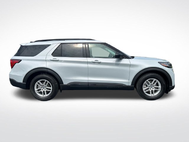 New 2026 Ford Explorer Active w/ Active Comfort Package RWD image 6