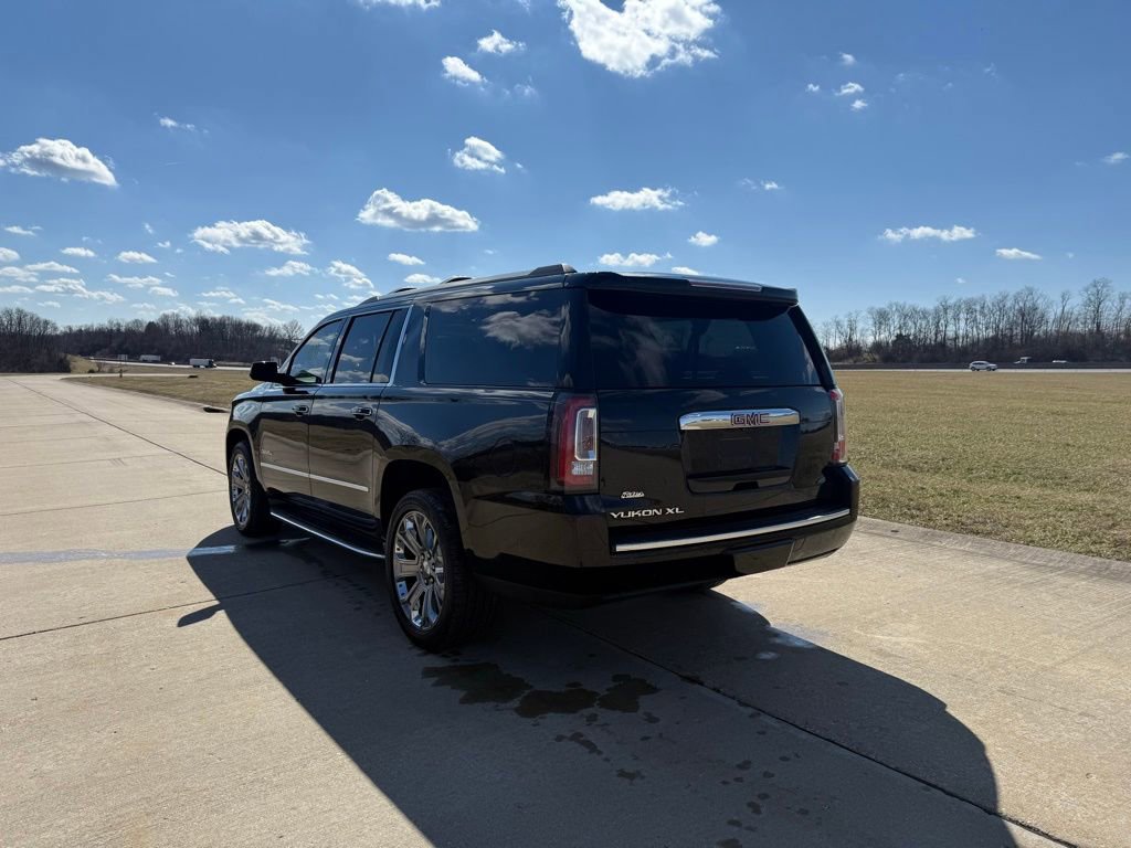Used 2016 GMC Yukon XL Denali w/ Open Road Package image 8