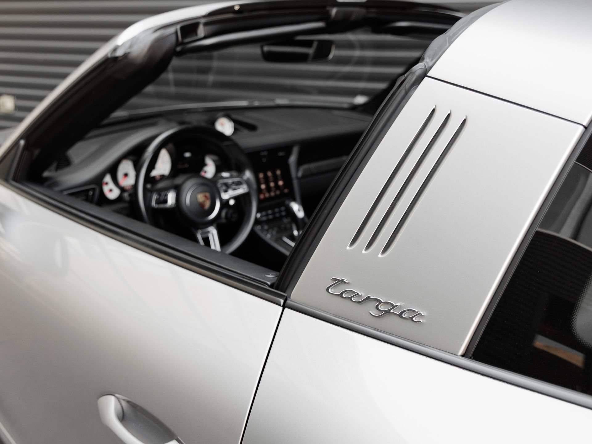 Certified 2017 Porsche 911 Targa 4S AWD/4WD image 4