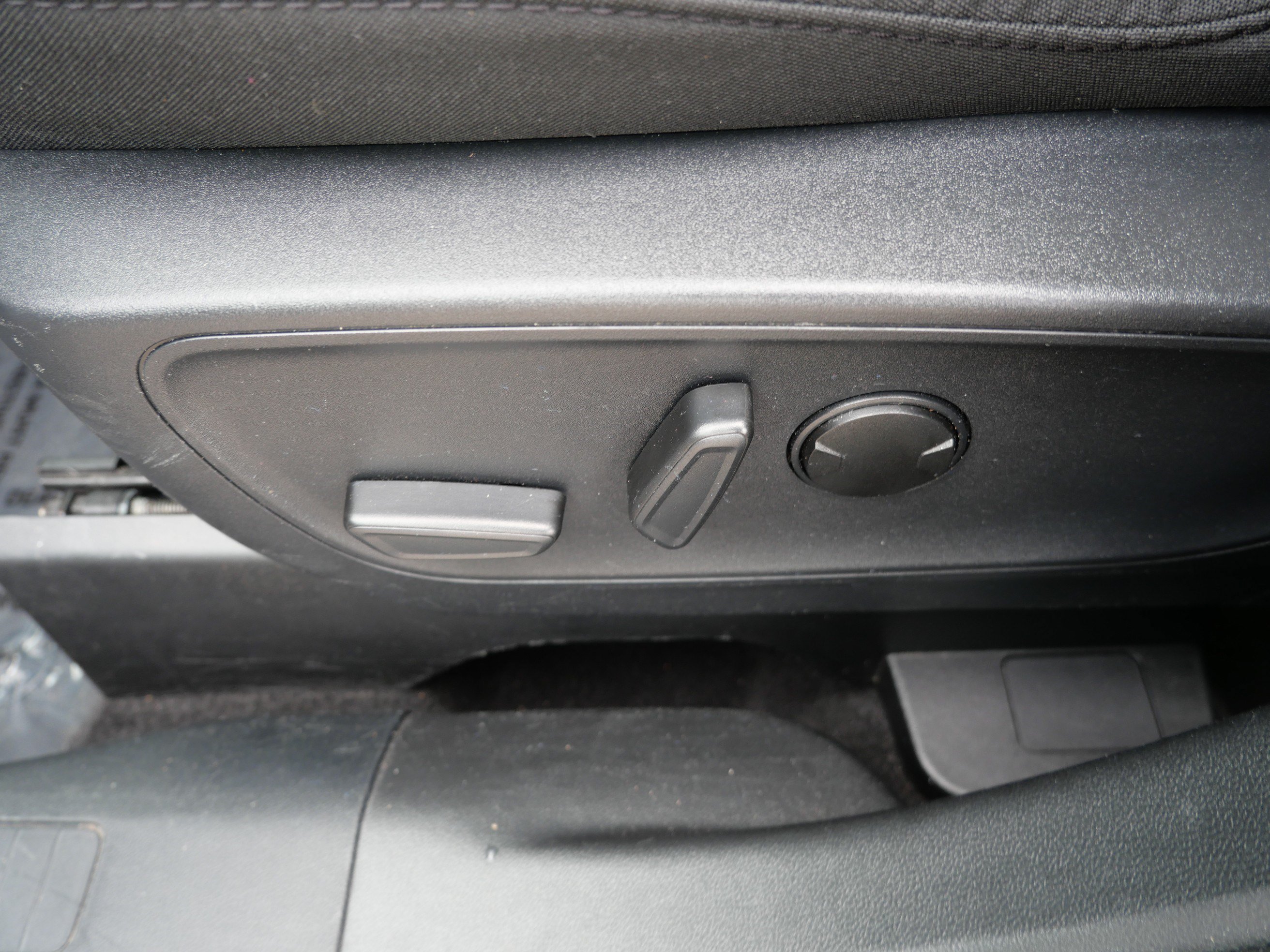 Used 2024 Ford Escape Active AWD/4WD image 19