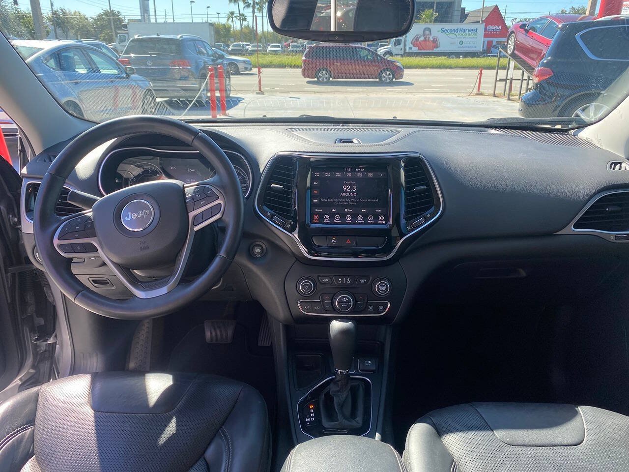 Used 2019 Jeep Cherokee Limited FWD image 8