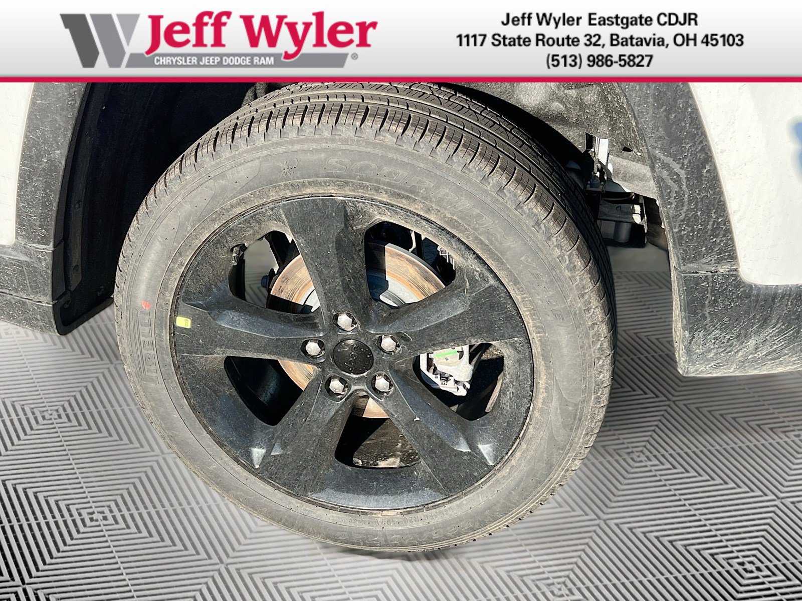 New 2026 Jeep Grand Cherokee Limited w/ Limited Altitude Package AWD/4WD image 30