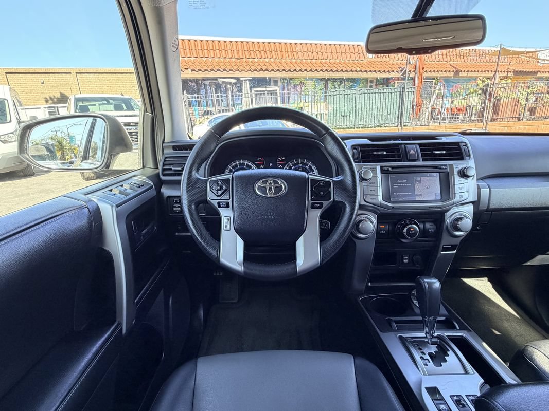 Used 2016 Toyota 4Runner SR5 Premium AWD/4WD image 32