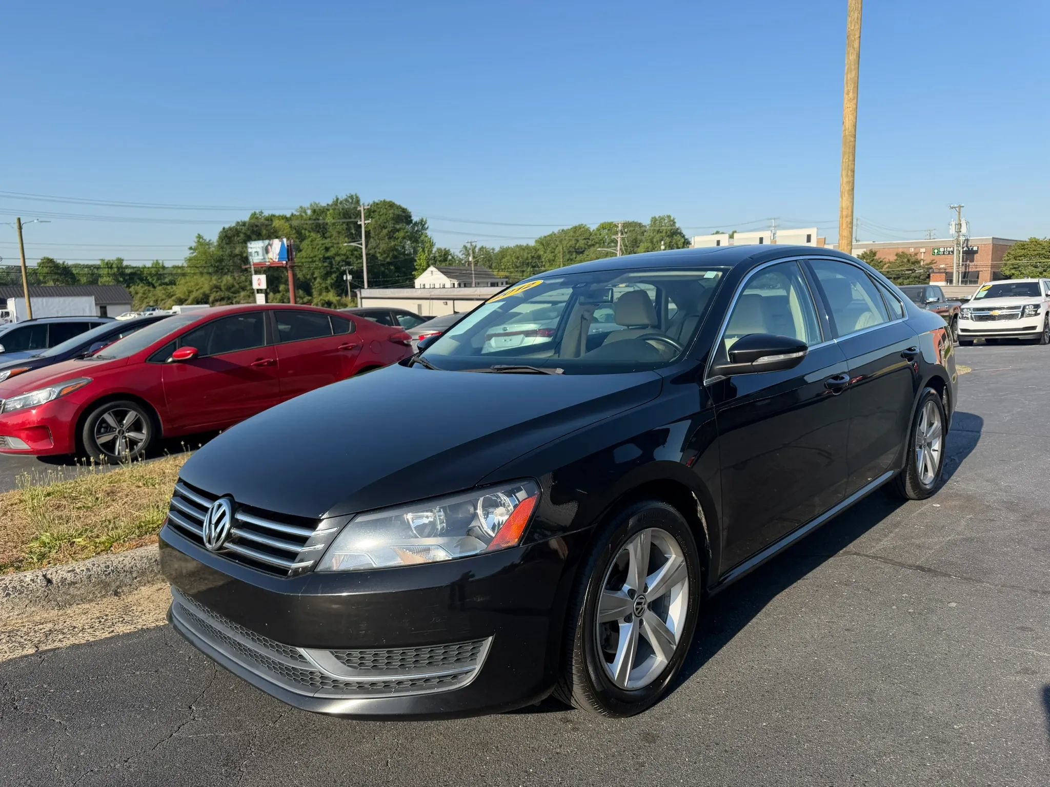Used 2012 Volkswagen Passat 2.5 SE FWD image 3