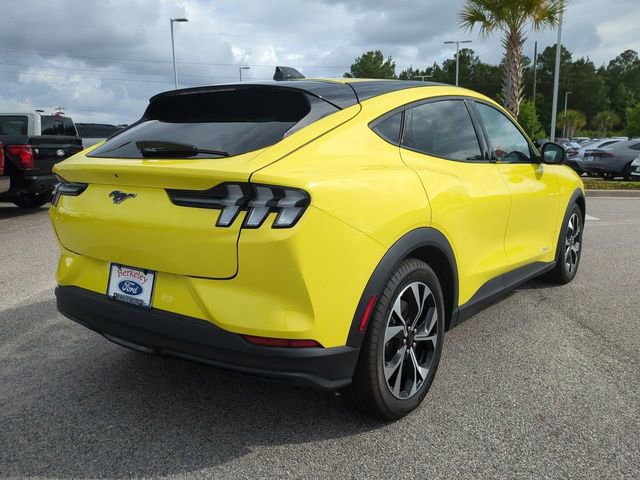 Used 2025 Ford Mustang Mach-E Select RWD image 4