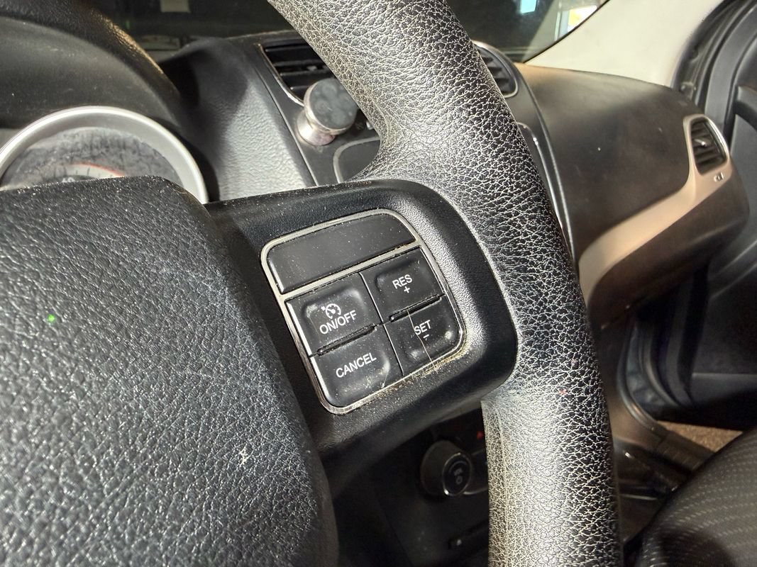 Used 2015 Dodge Journey SXT w/ Flexible Seating Group FWD image 14