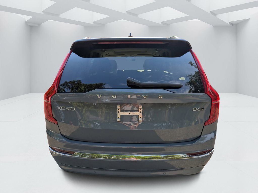 Certified 2023 Volvo XC90 B6 Plus w/ Protection Package AWD/4WD image 4