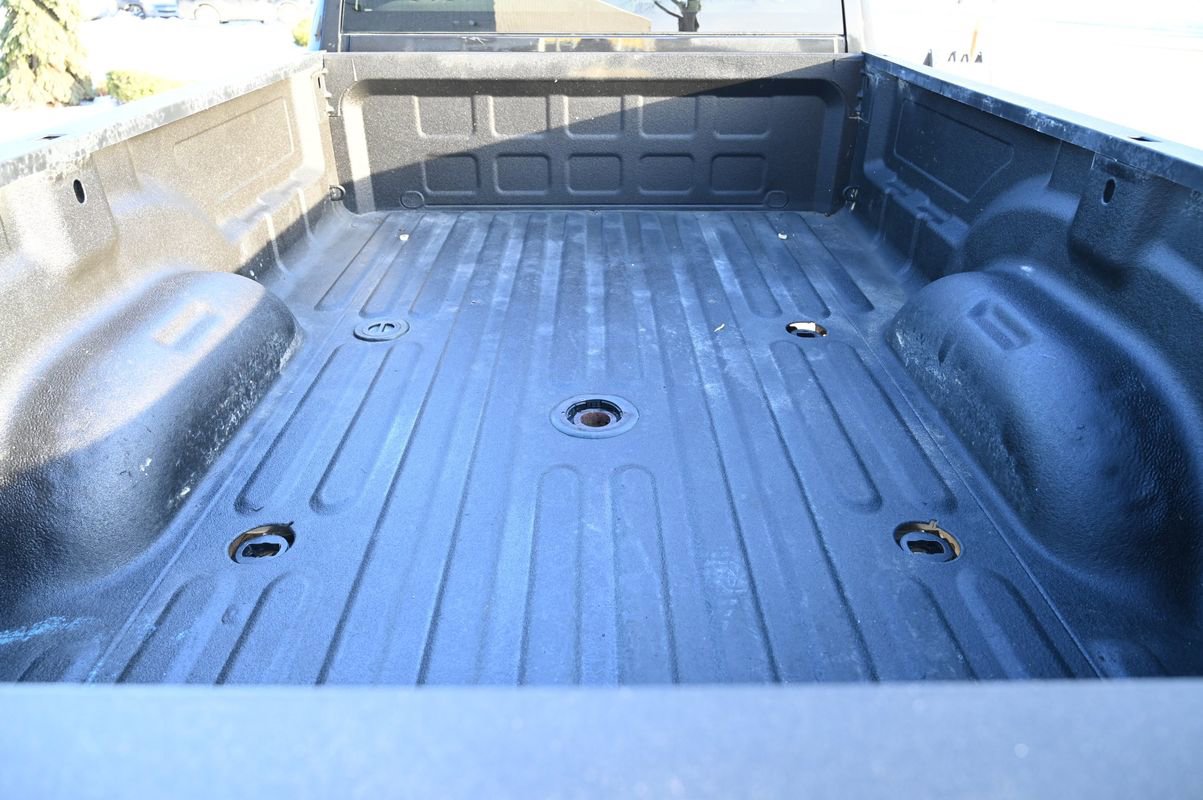 Used 2018 RAM 2500 Tradesman w/ Chrome Appearance Group image 33