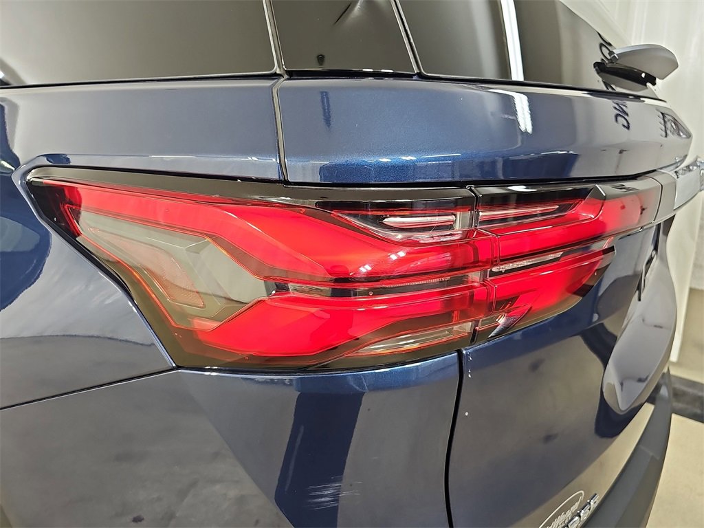 Certified 2023 Chevrolet Traverse LT w/ LT Premium Package image 42