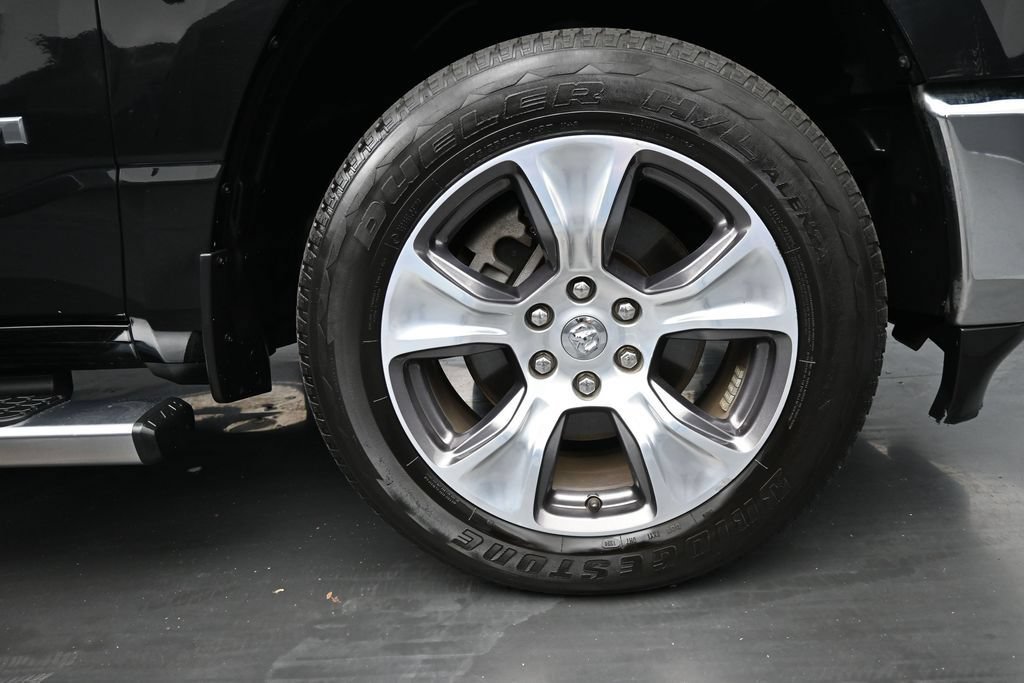 Used 2023 RAM 1500 Laramie AWD/4WD image 10