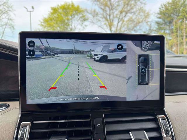 Used 2022 Lincoln Navigator 4WD image 29