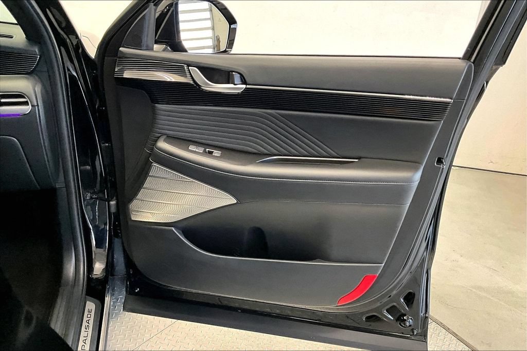 Used 2025 Hyundai Palisade Calligraphy AWD/4WD image 19