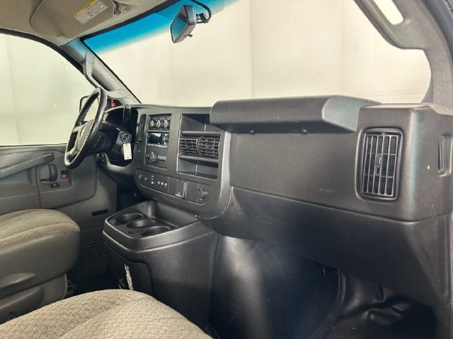 Used 2019 Chevrolet Express 3500 w/ Driver Convenience Package RWD image 25