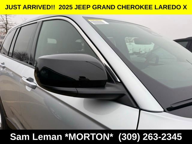 New 2025 Jeep Grand Cherokee Laredo X image 6