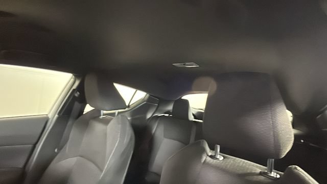 Used 2018 Toyota C-HR XLE FWD image 12