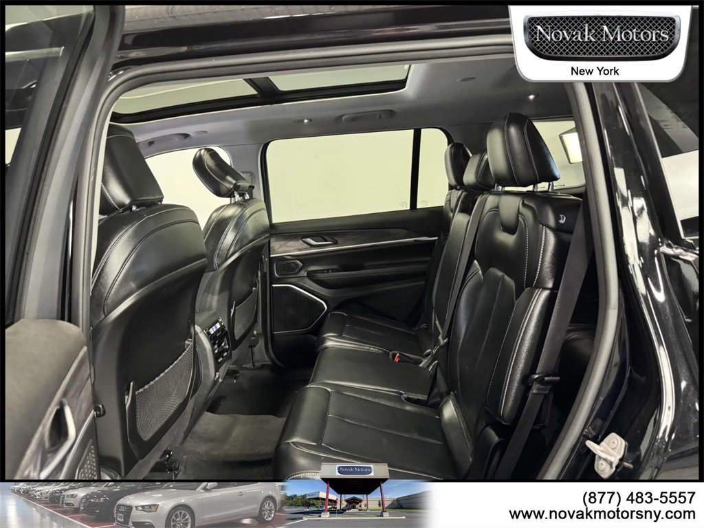 Used 2022 Jeep Grand Cherokee L Limited image 11