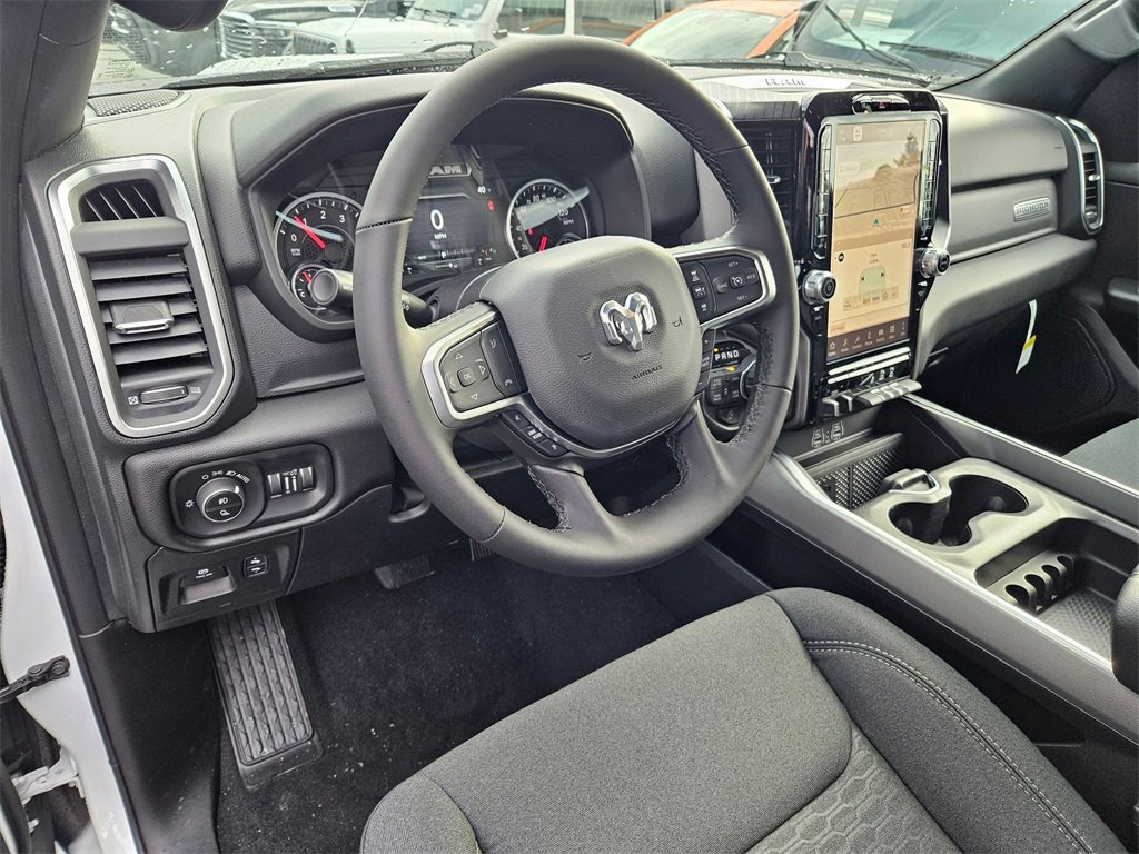 New 2026 RAM 1500 4x4 Crew Cab image 13