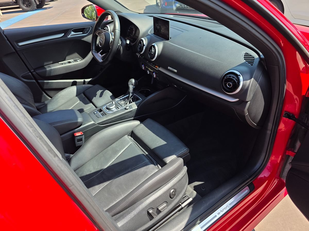 Used 2017 Audi A3 e-tron Premium FWD image 14
