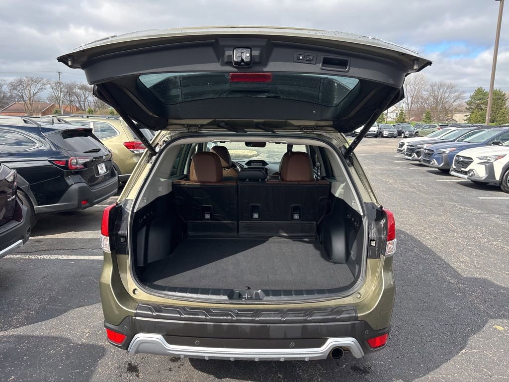 Certified 2023 Subaru Forester Touring AWD/4WD image 8