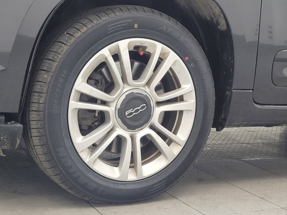 Used 2018 FIAT 500L Pop w/ Premium Group image 31