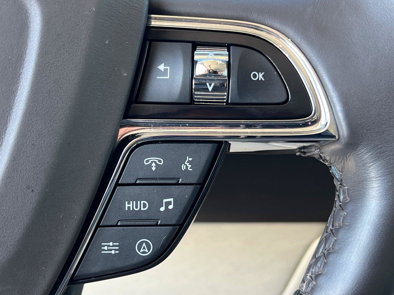 Used 2024 Lincoln Navigator Black Label AWD/4WD image 27