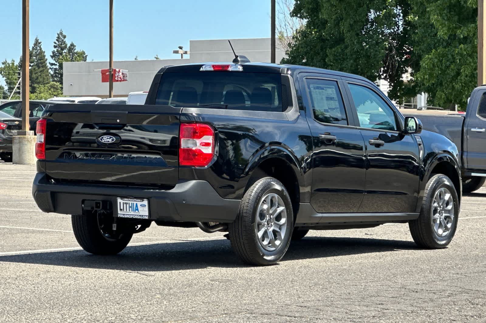 New 2026 Ford Maverick XLT w/ XLT Luxury Package FWD image 2