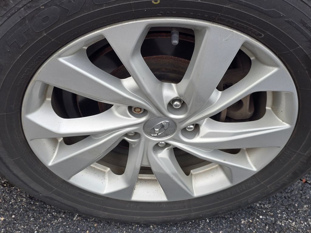 Used 2020 Hyundai Tucson SE w/ Cargo Package FWD image 23