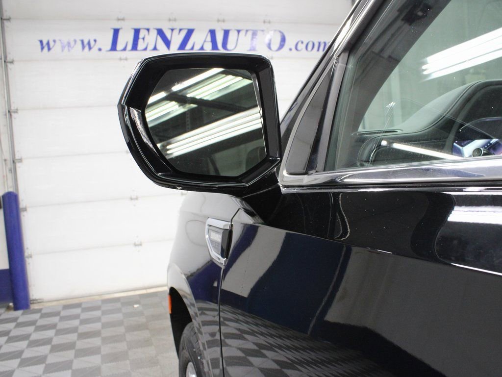 Used 2023 GMC Yukon SLT w/ Max Trailering Package image 65