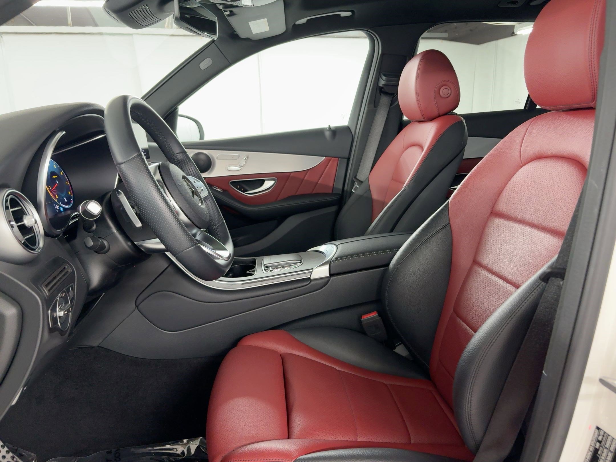 Certified 2022 Mercedes-Benz GLC 300 image 5