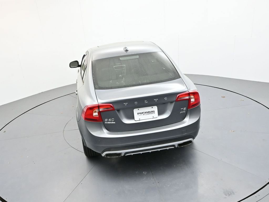 Used 2017 Volvo S60 T5 Cross Country Platinum image 28