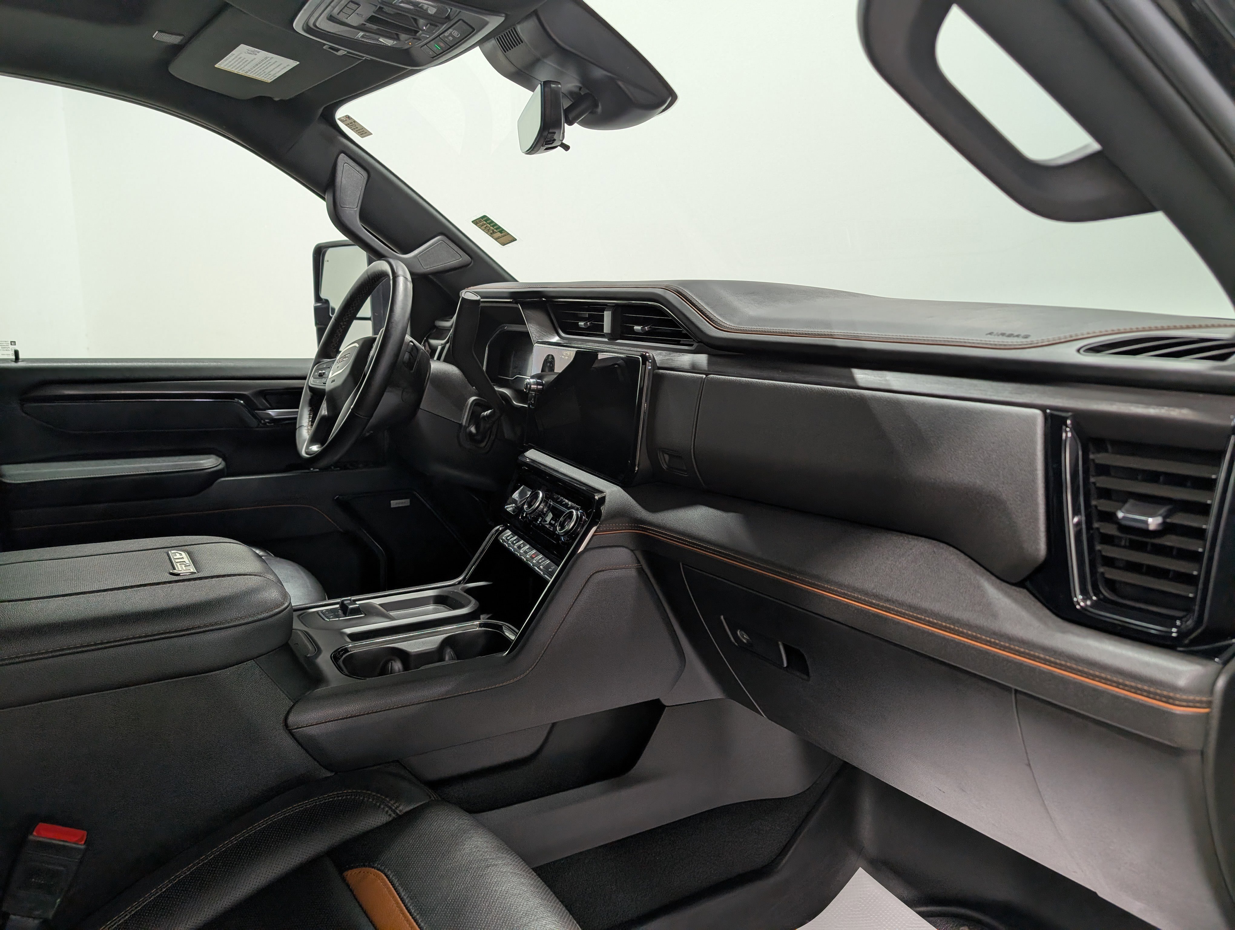 Used 2025 GMC Sierra 3500 AT4 w/ AT4 Premium Plus Package image 20