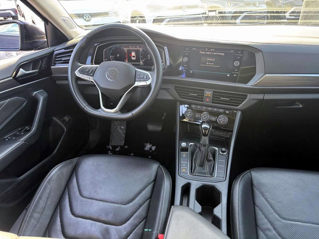 Used 2022 Volkswagen Jetta SEL image 30