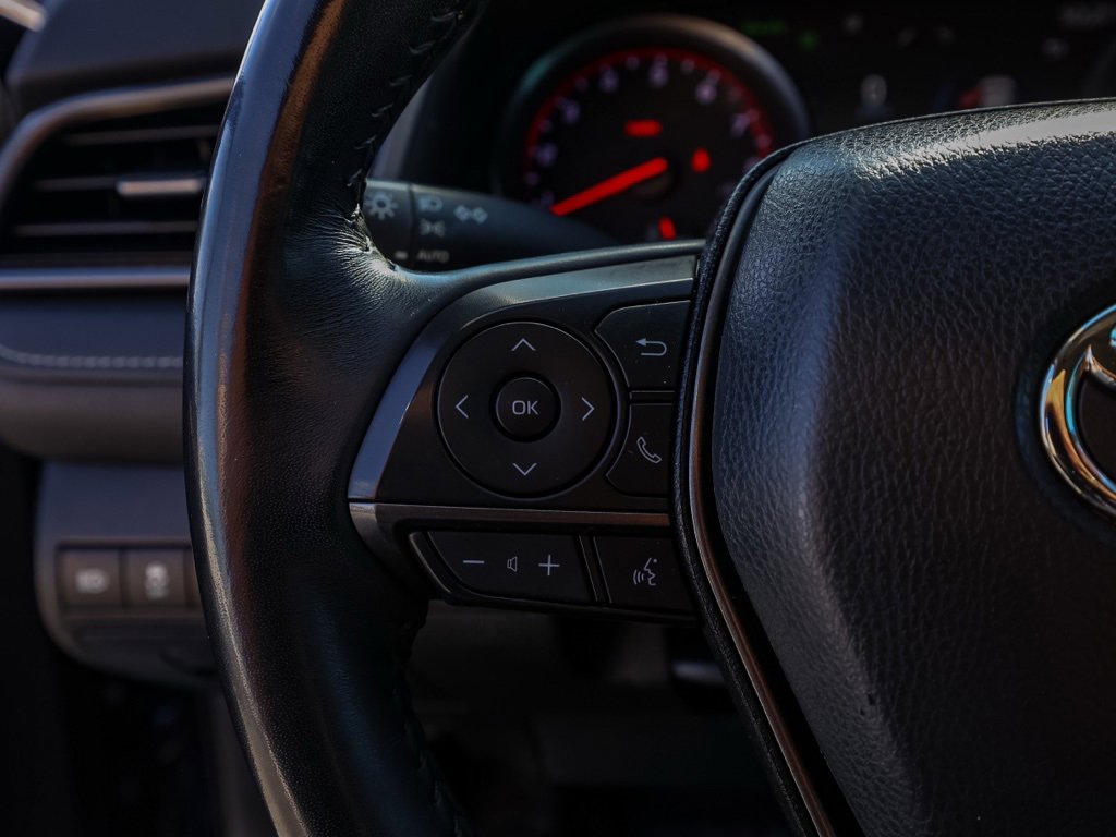 Used 2022 Toyota Camry XSE image 25