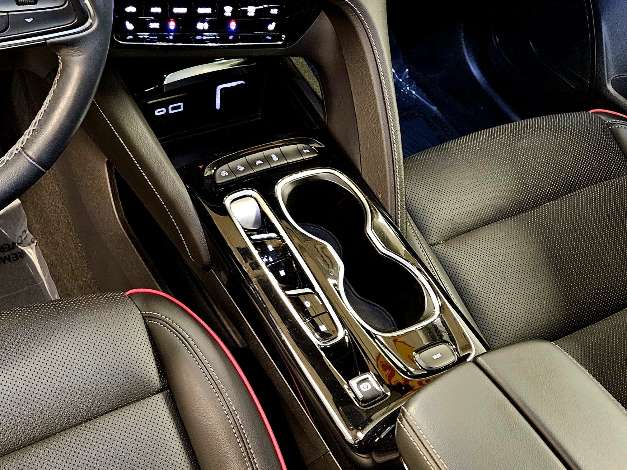 Used 2022 Buick Envision Essence w/ Sport Touring Package image 42