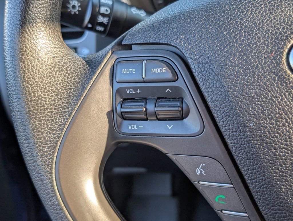 Used 2018 Kia Forte LX w/ LX Popular Package image 25