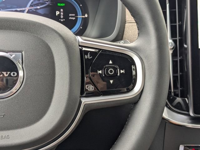 New 2025 Volvo XC90 T8 Plus w/ Protection Package Premier image 33