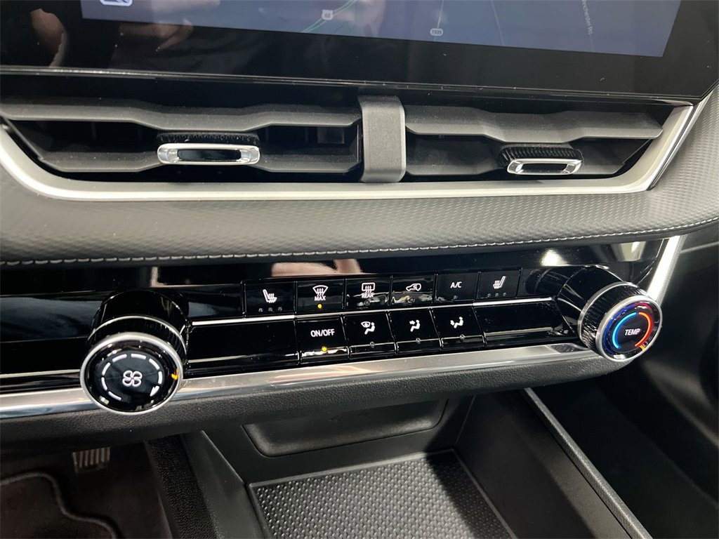 Certified 2025 Chevrolet Equinox LT image 16