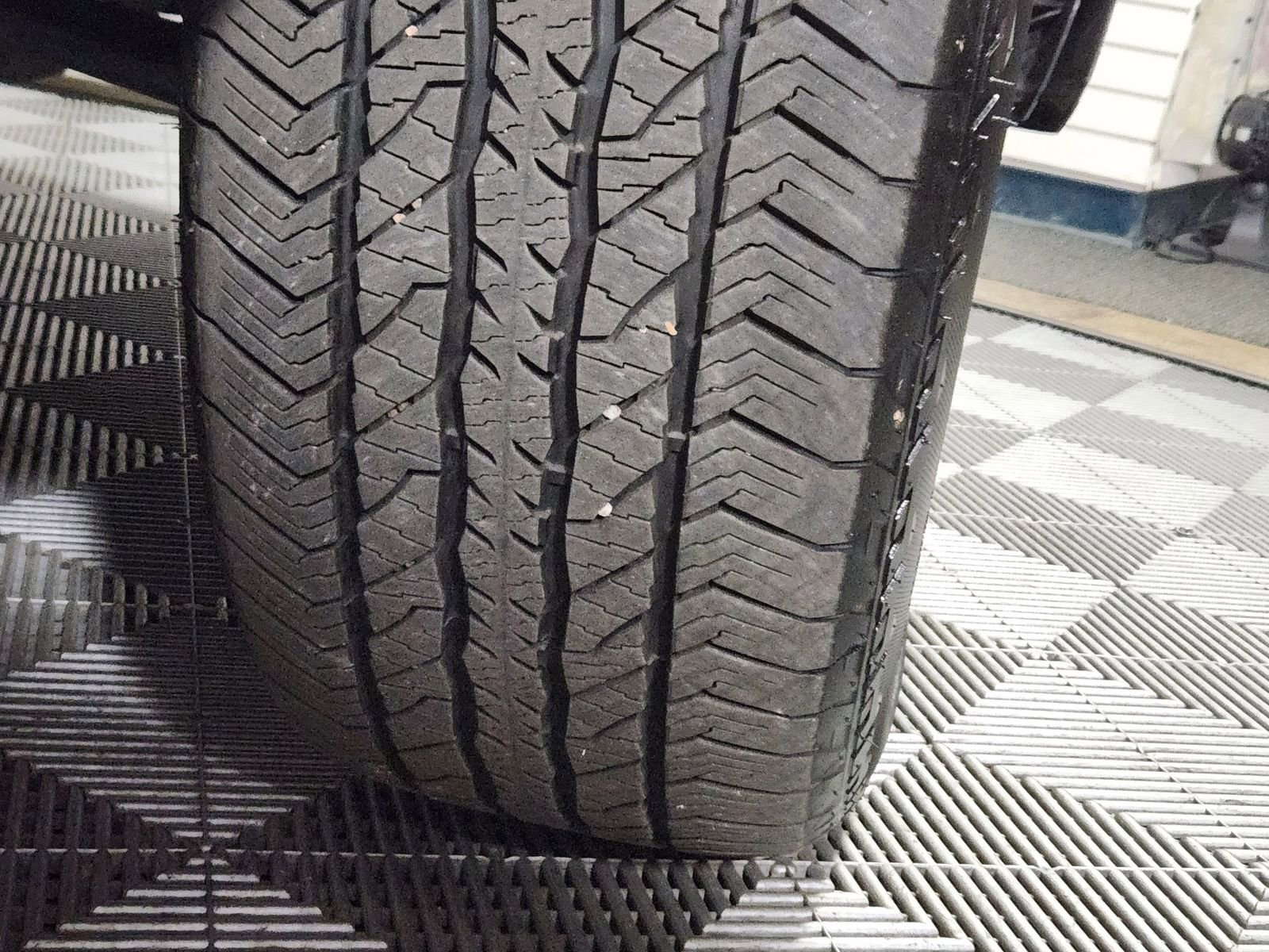 Used 2022 Ford F150 Lariat w/ Equipment Group 501A Mid image 38