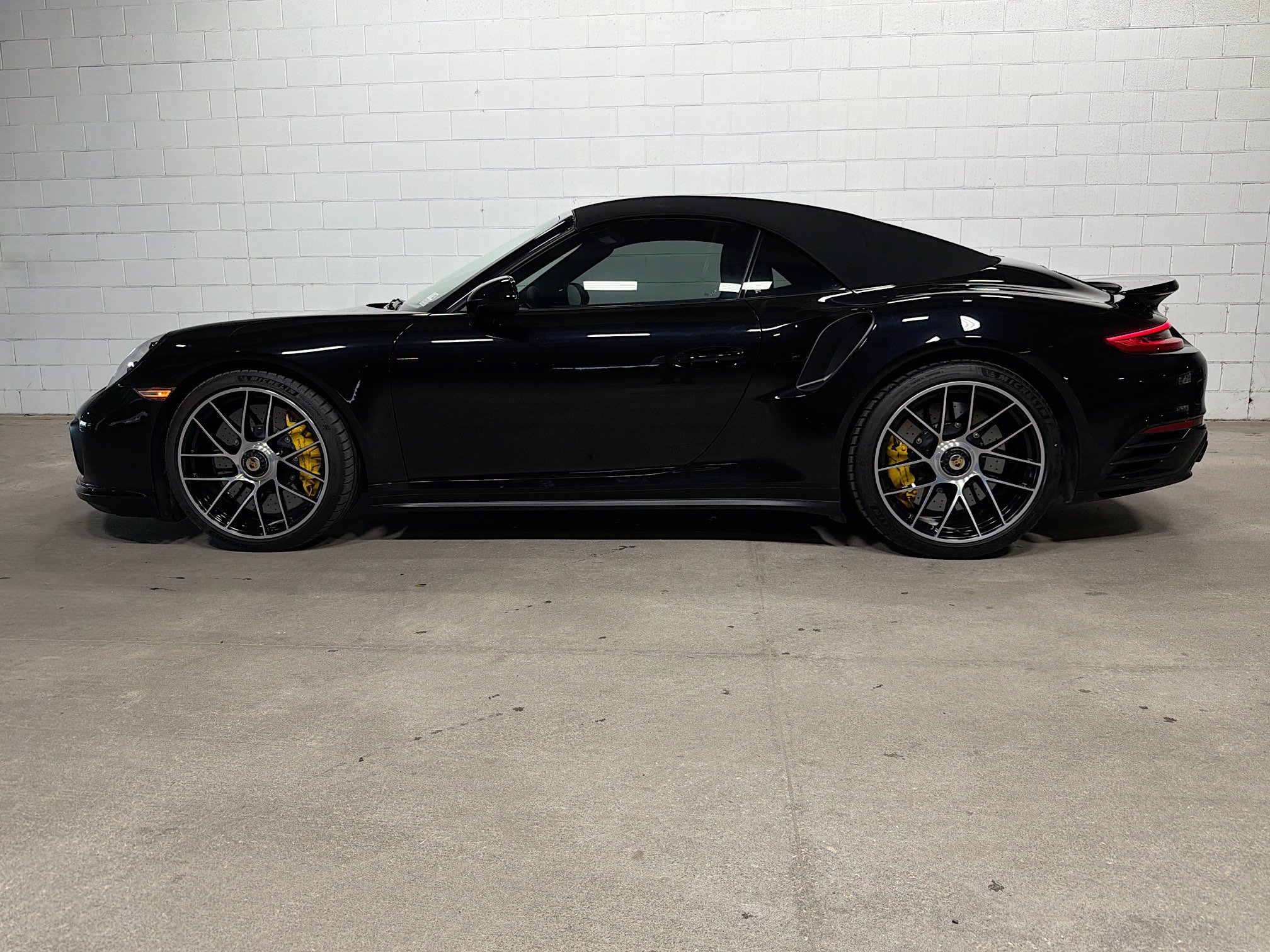 Certified 2019 Porsche 911 Turbo S AWD/4WD image 2