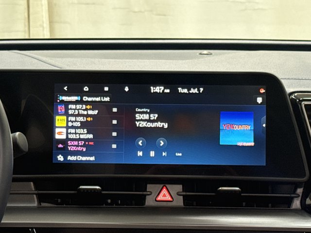 Certified 2024 Kia Sportage EX w/ EX Premium Package AWD/4WD image 4